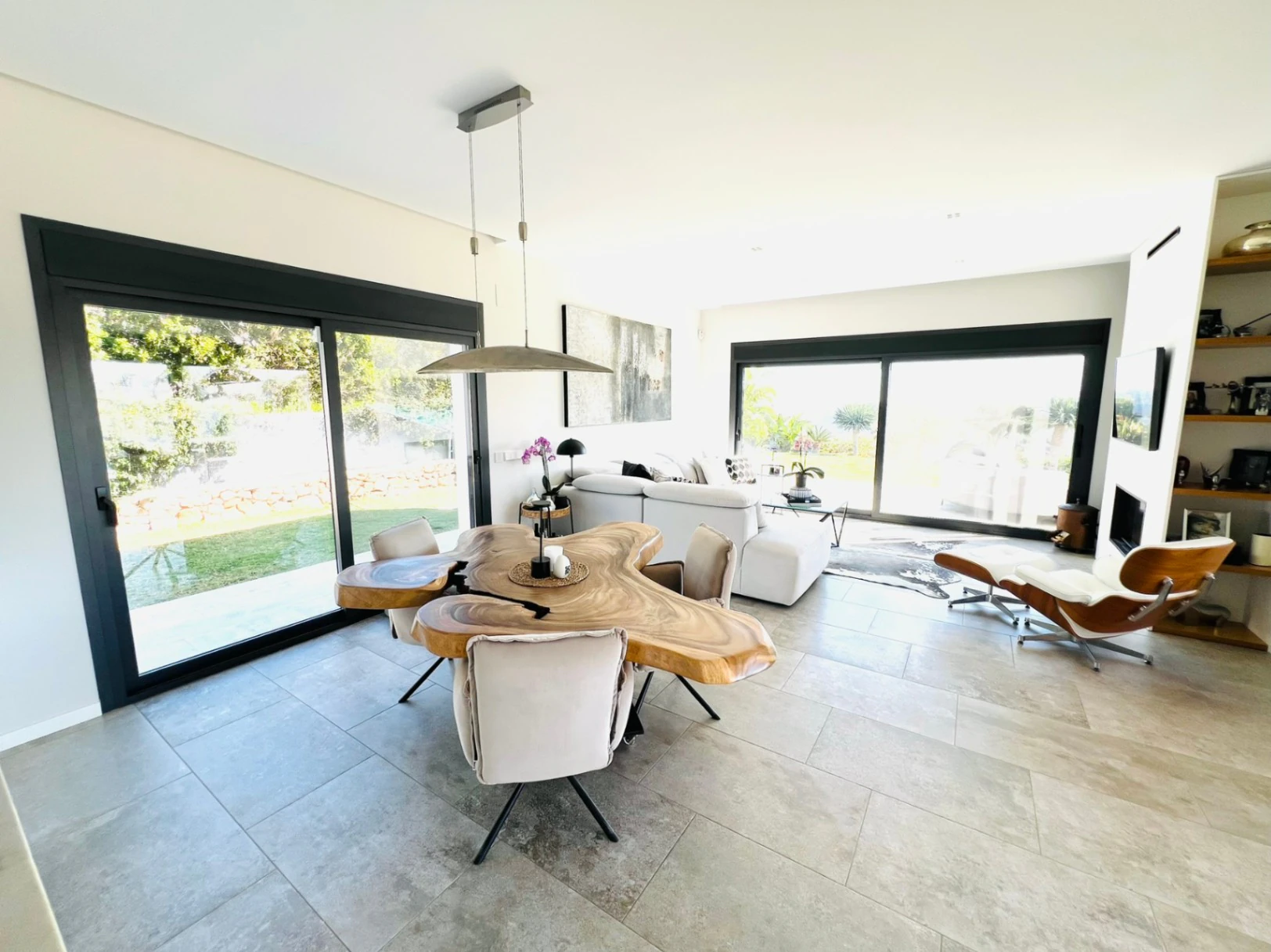 Villa de diseño contemporánea que ofrece exclusividad y sostenibilidad se vende en La Sella Golf Resort, Costa Blanca