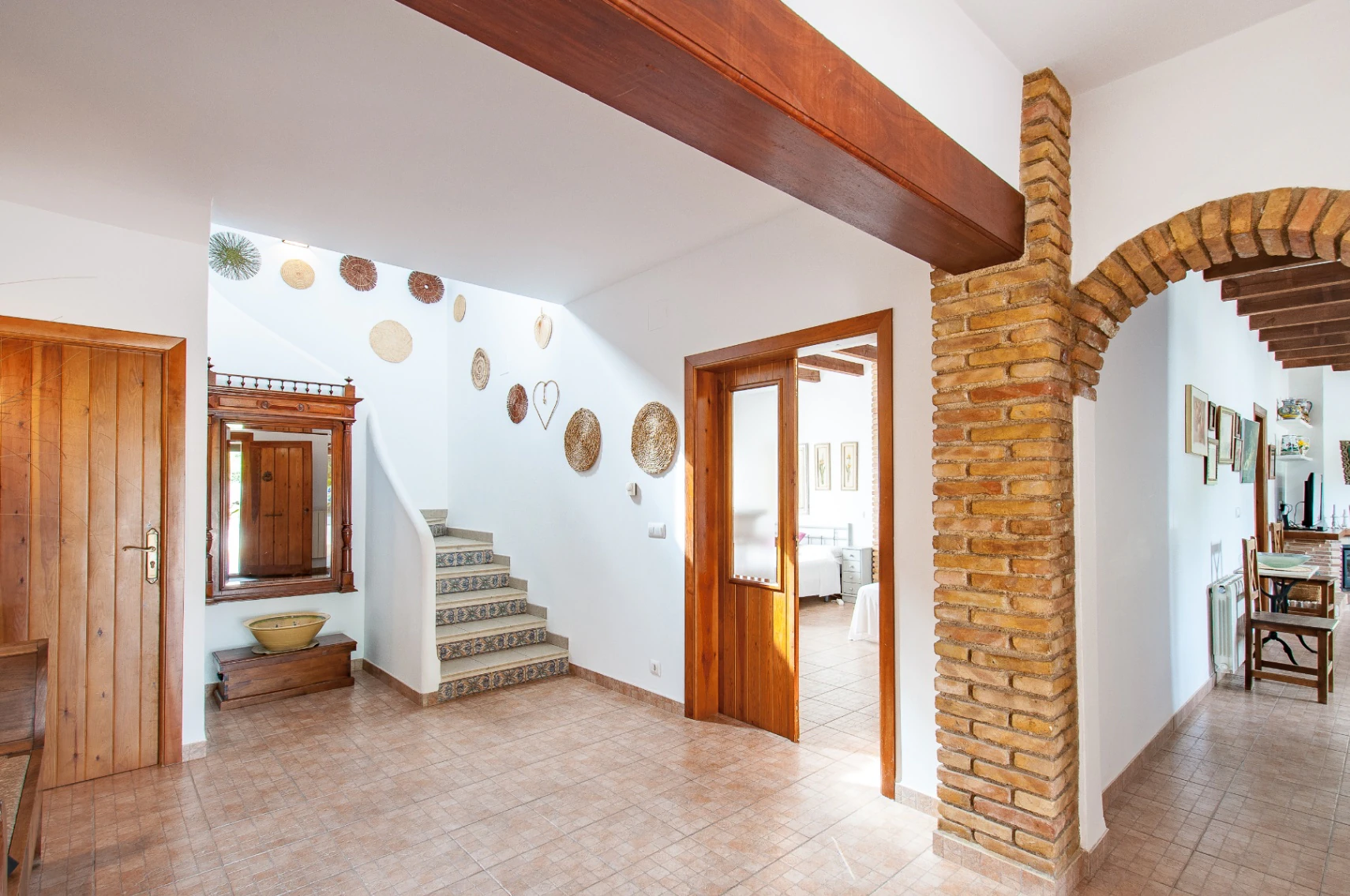 Finca en Benissa en Venta en Amplia Parcela con Piscina y Casa de Huéspedes