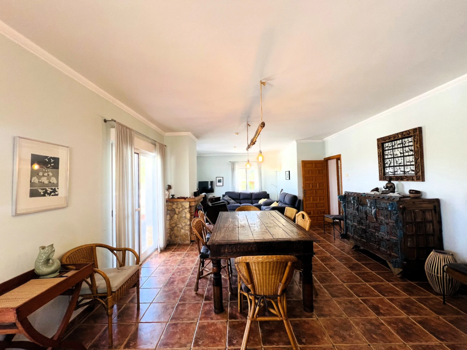 Geräumige Villa auf einzigartigem Grundstück mit Panoramablick, umgeben von einem Naturpark in Jesus Pobre, Denia, Costa Blanca.