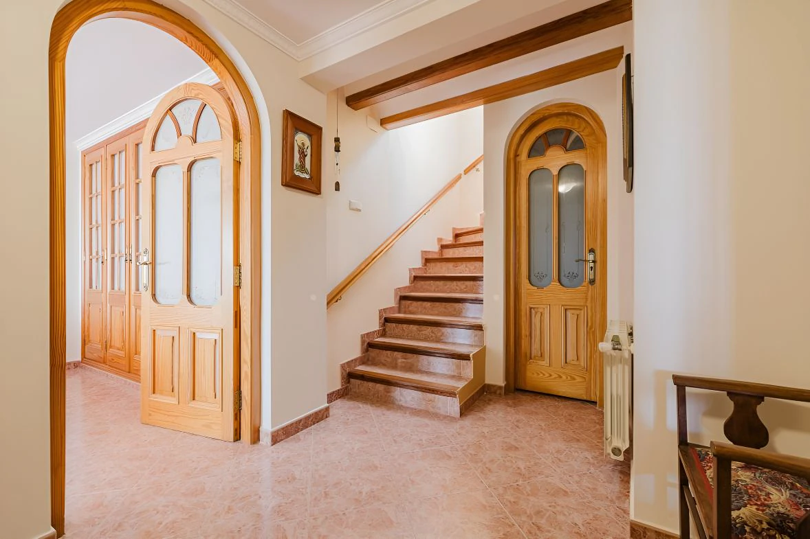 Magnificent Mediterranean-style villa with panoramic sea views and within walking distance of the center of Denia, Costa Blanca.