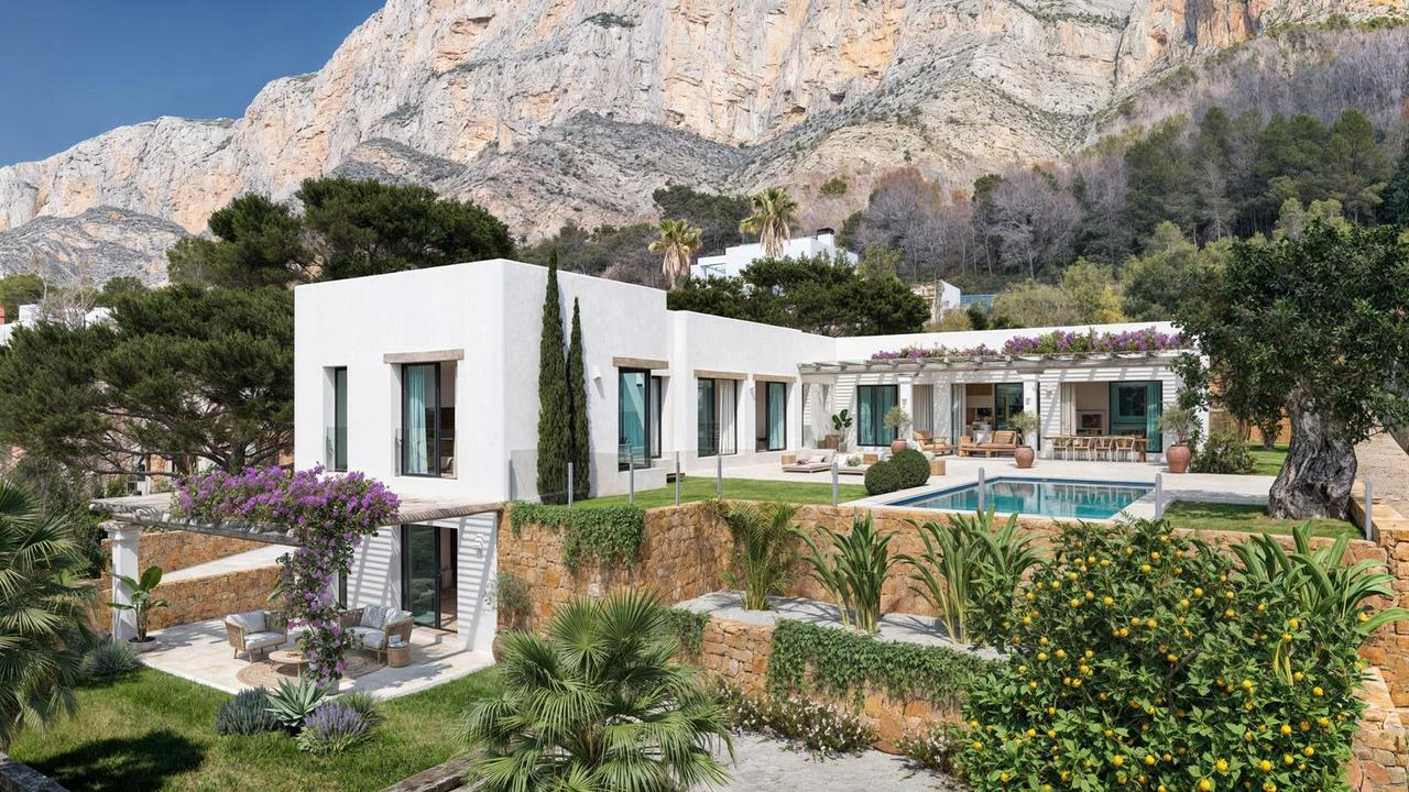 Impressive project of a new luxury villa in Jávea, Mongó area, Costa Blanca.
