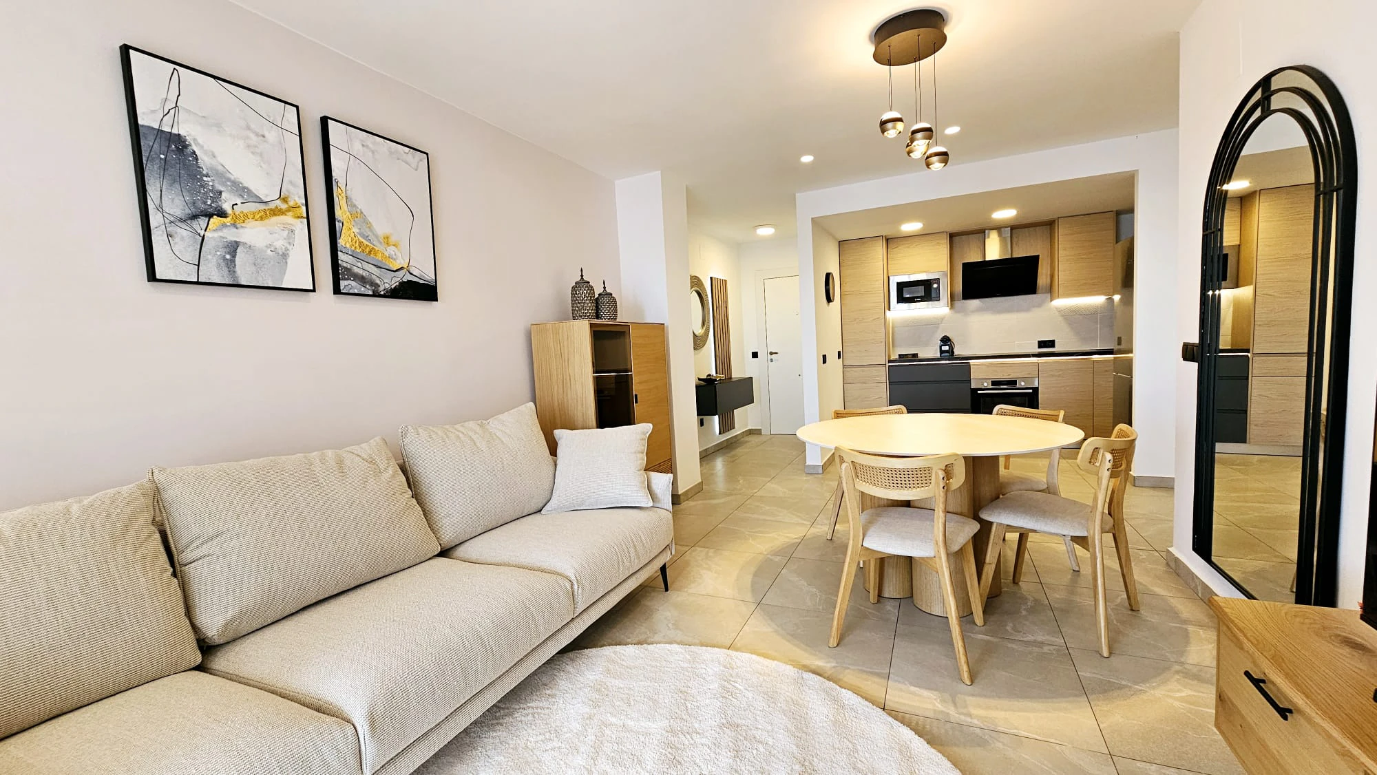 Fully renovated frontline beach apartment for sale in Calpe, Costa Blanca.