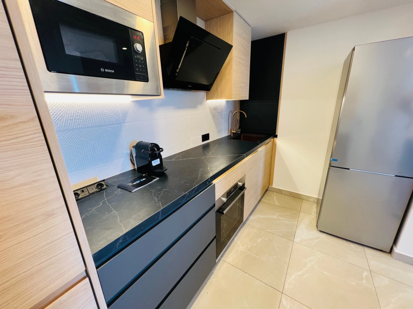 Fully renovated frontline beach apartment for sale in Calpe, Costa Blanca.