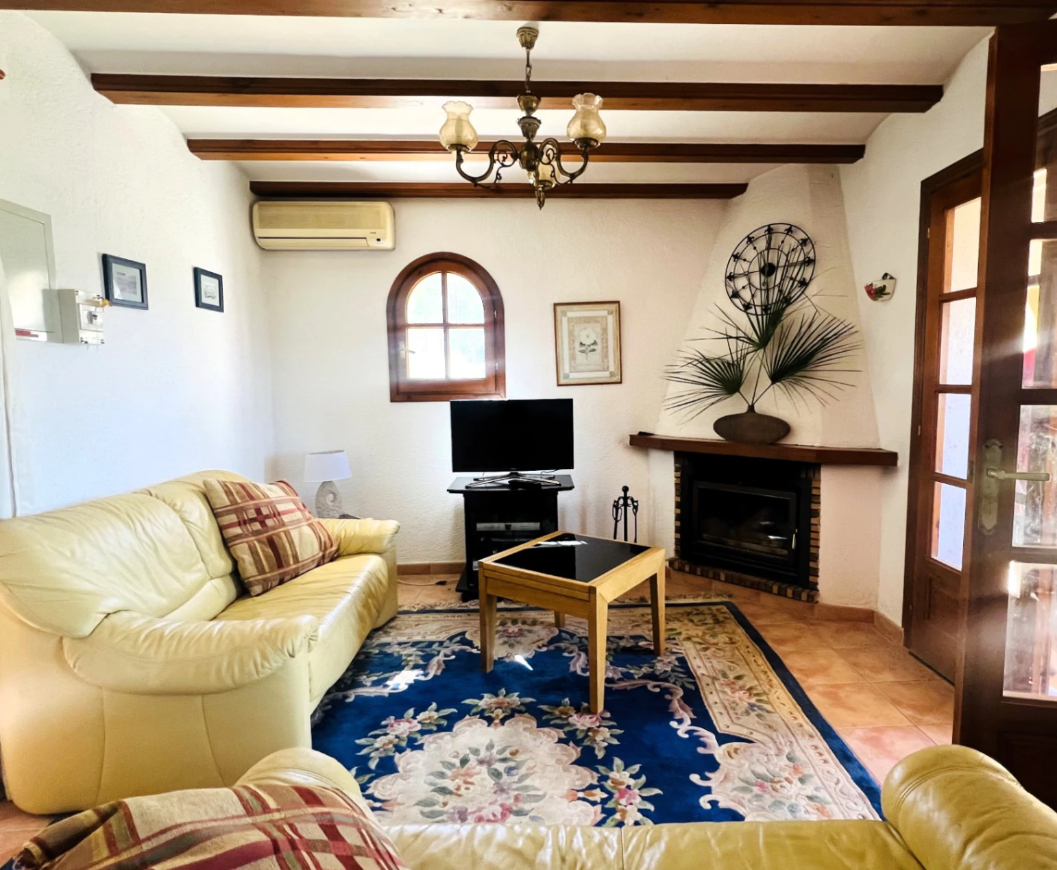 Sunny traditional villa in La Sella Golf Resort, Pedreguer, Costa Blanca