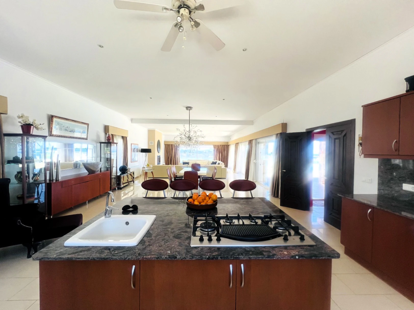 Spacious one-story villa with stunning views of the mountains and the sea in Monte Pego, Denia, Costa Blanca.