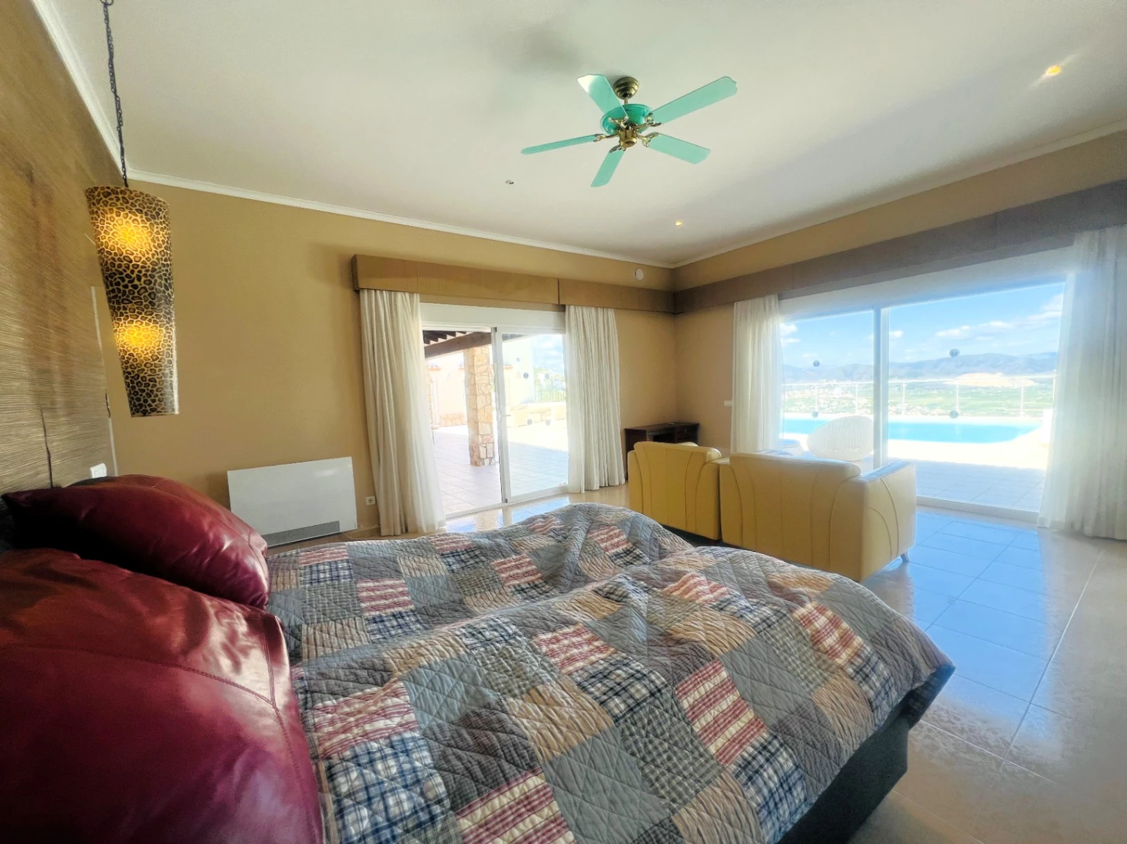 Spacious one-story villa with stunning views of the mountains and the sea in Monte Pego, Denia, Costa Blanca.
