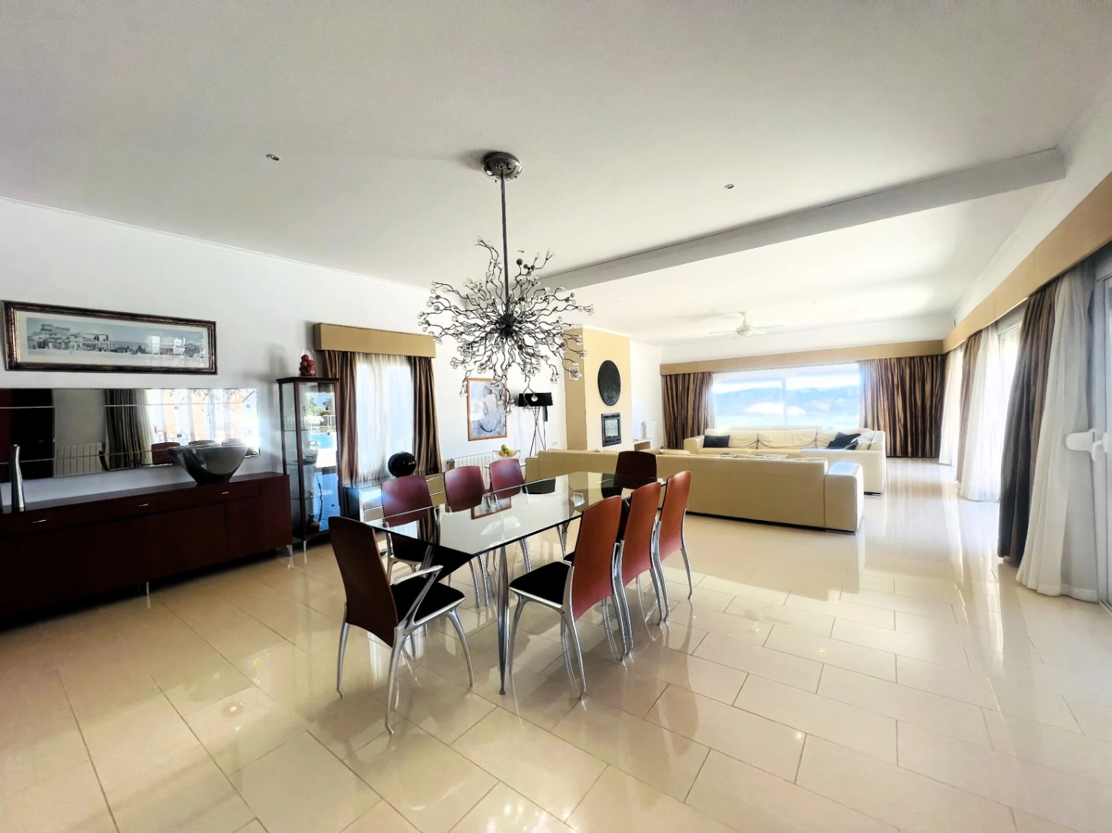 Spacious one-story villa with stunning views of the mountains and the sea in Monte Pego, Denia, Costa Blanca.
