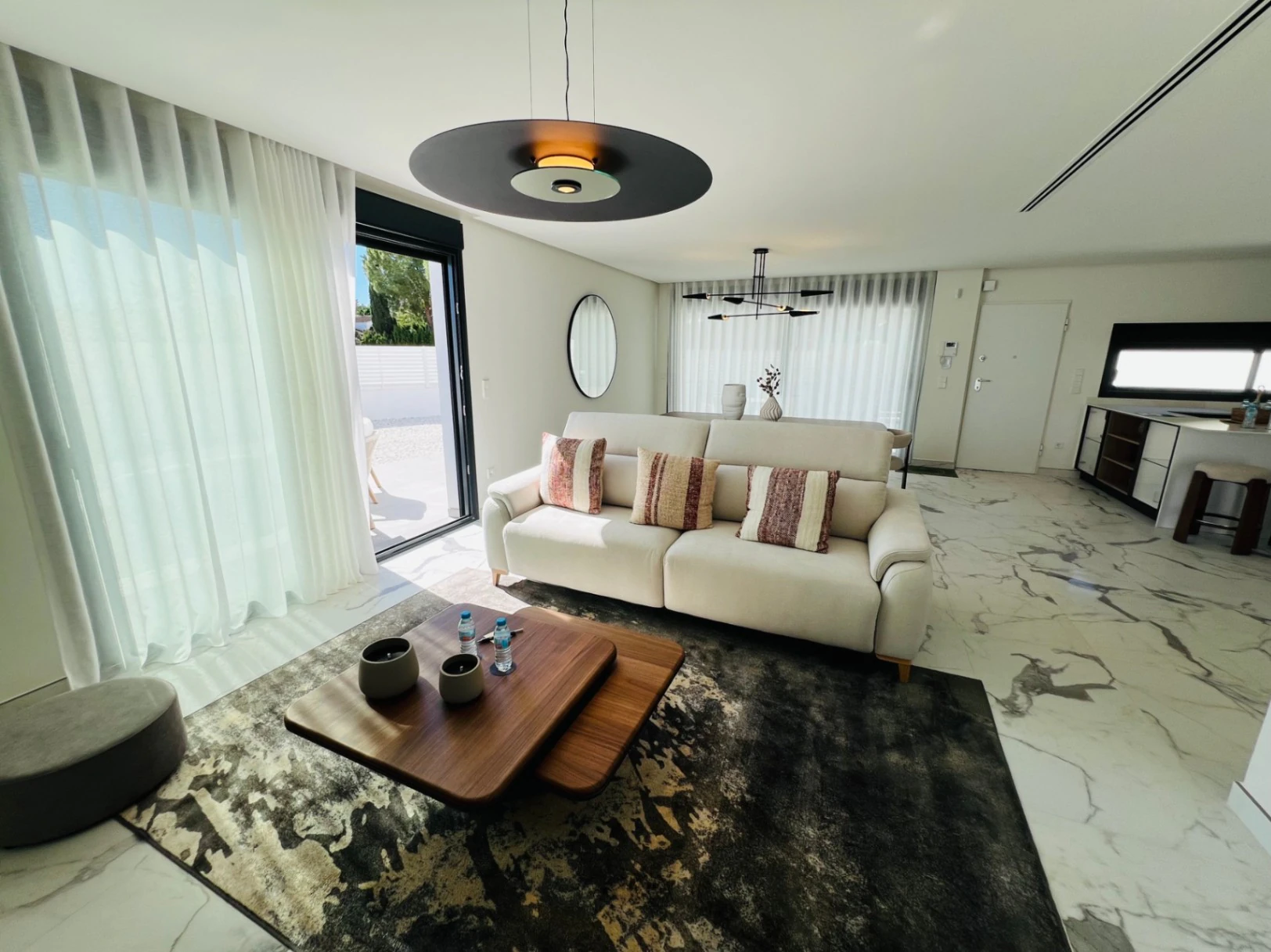 Contemporary villas of recent construction within walking distance of all amenities are for sale in Denia, Costa Blanca.
