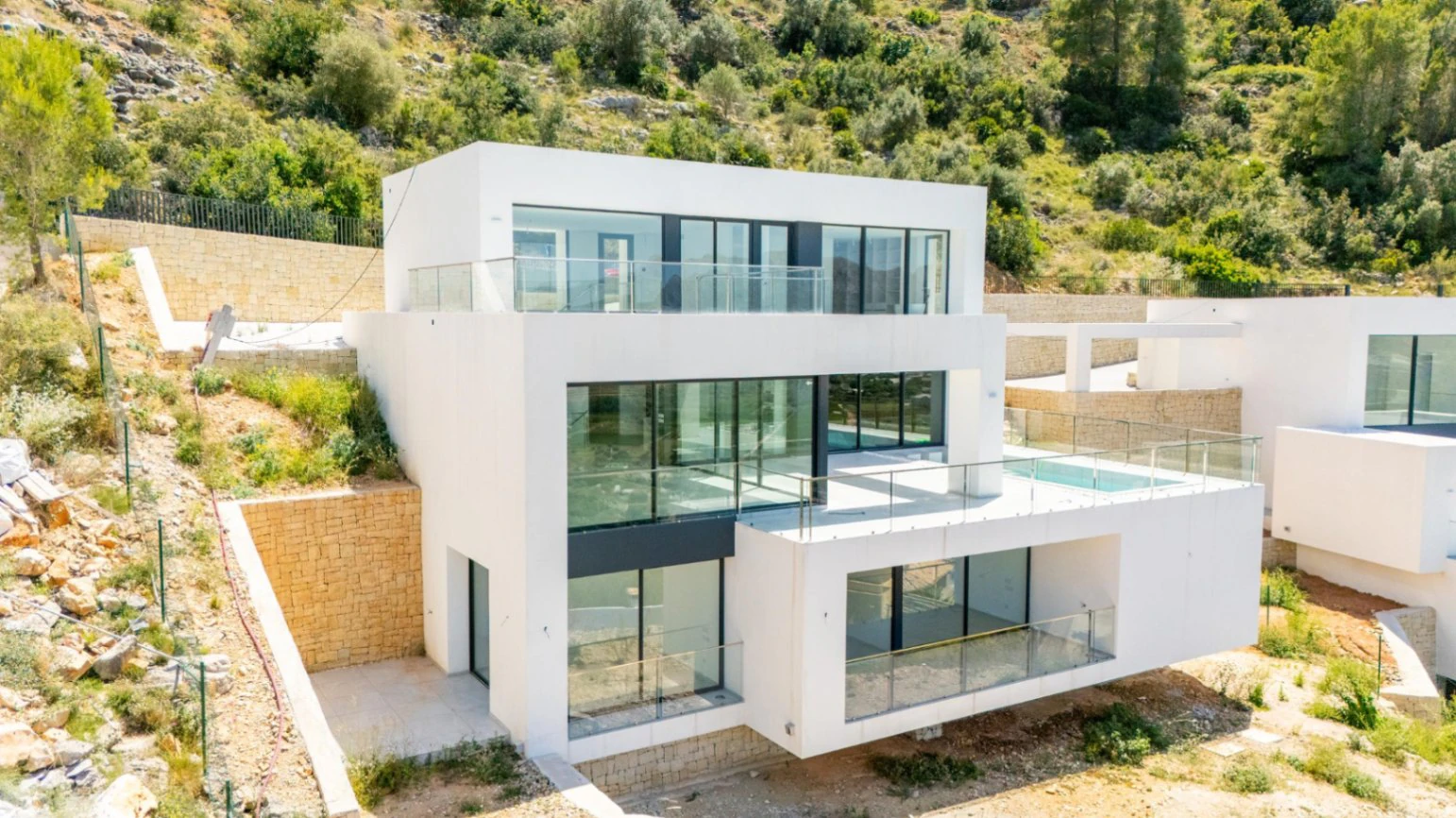 Magnificent newly built luxury villa with panoramic sea views for sale in La Sella Golf Resort, Pedreguer, Costa Blanca.