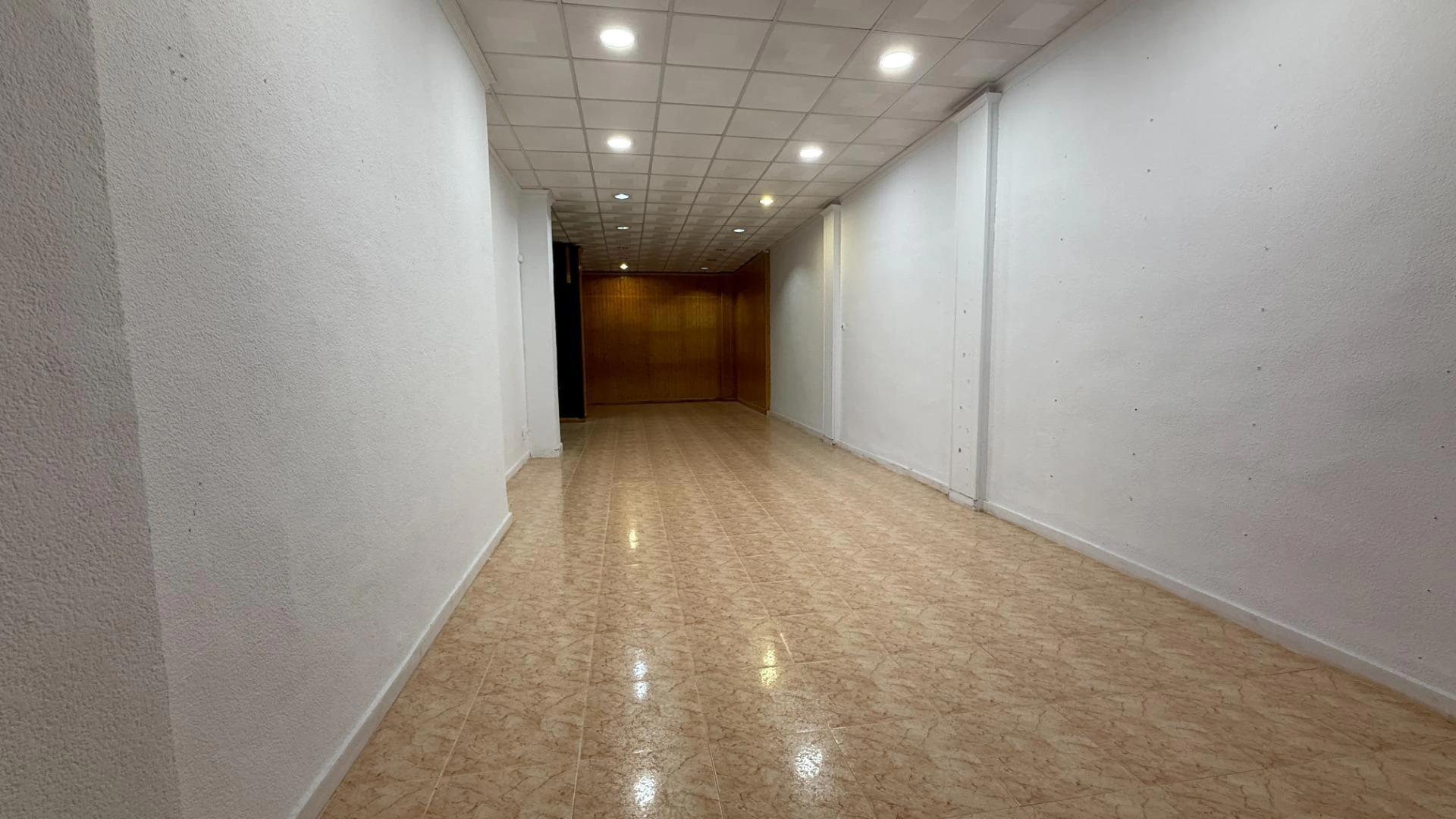 RML-02350 - Local Comercial en Paseo