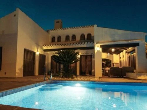 3556-00634 - Chalet en Venta en BAÑOS Y MENDIGO