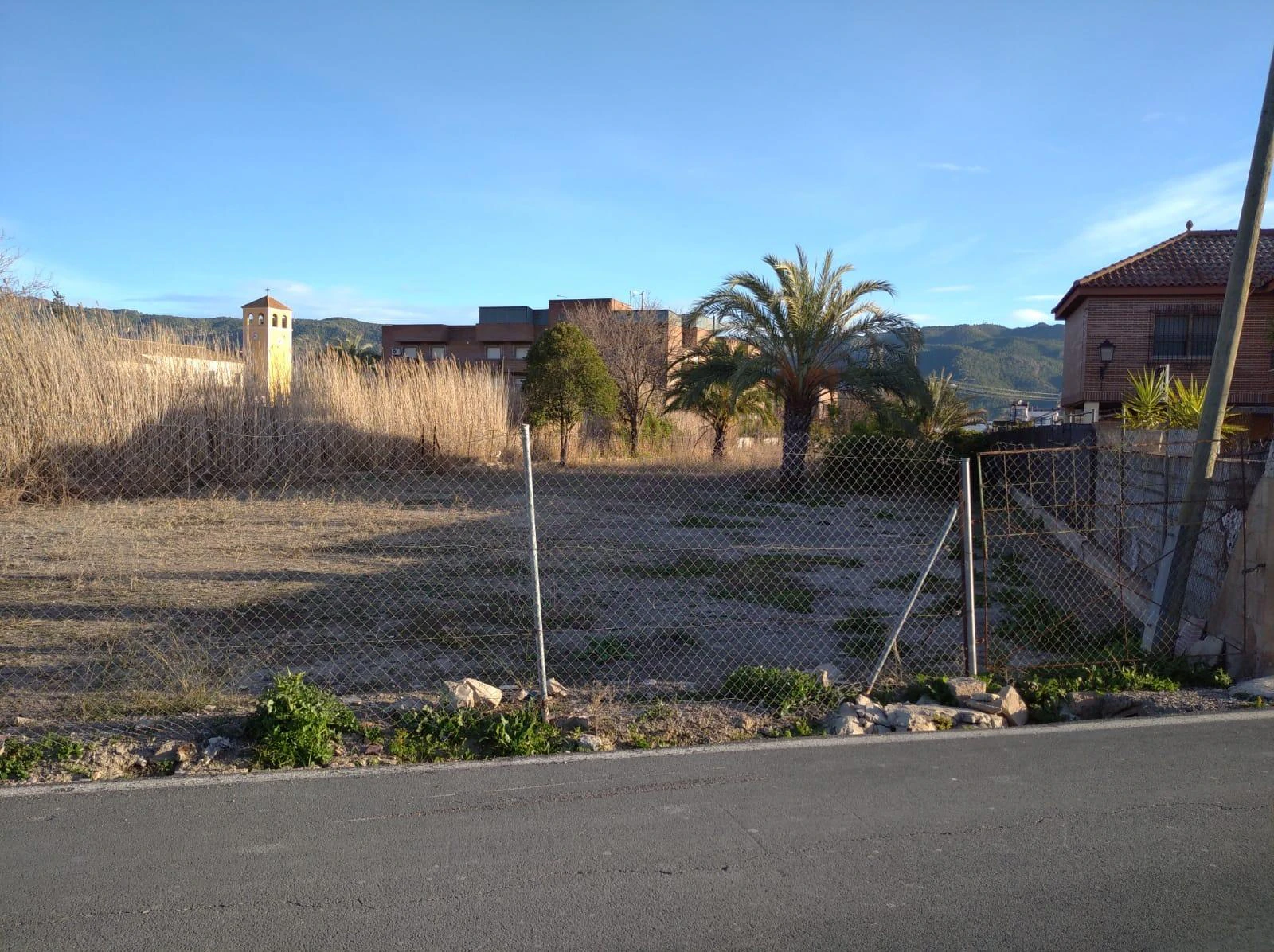 RML-02420 - Se vende estupenda parcela en Los Alburquerques.