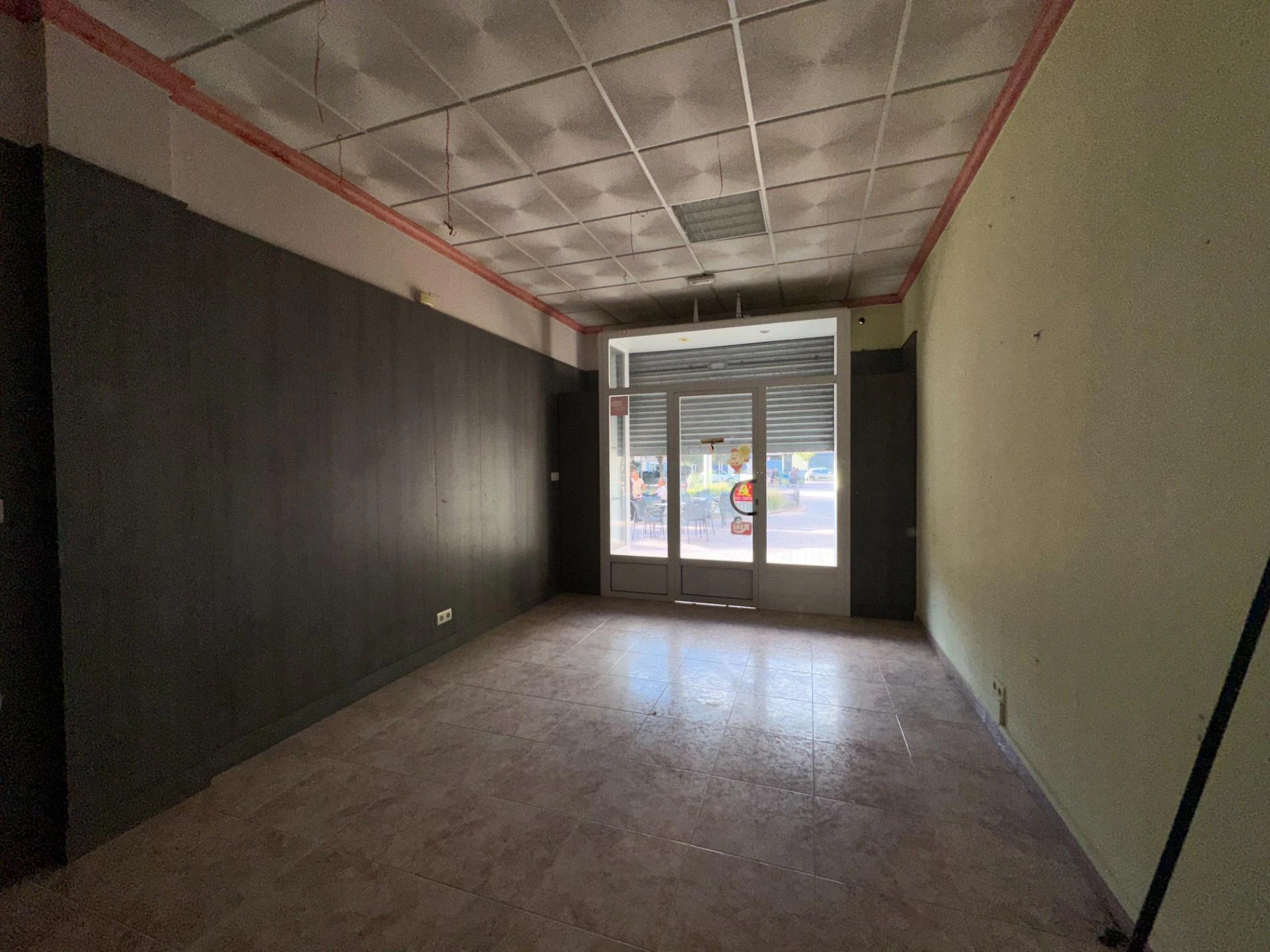 Local Comercial - Parque de la Bola