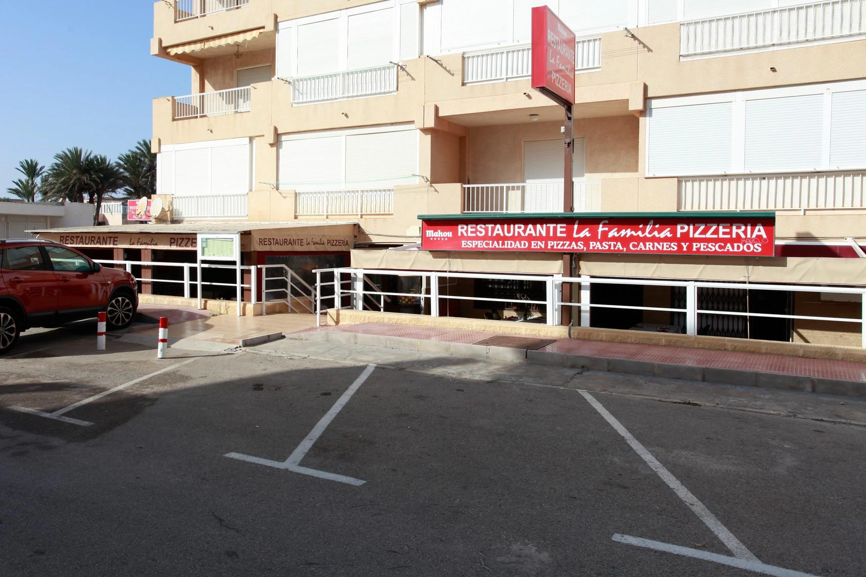 RML-02342 - EXCELENTE OPORTUNIDAD DE UN NEGOCIO DE HOSTELERIA TOTALMENTE EQUIPADO PARA EMPEZAR A PRODUCIR