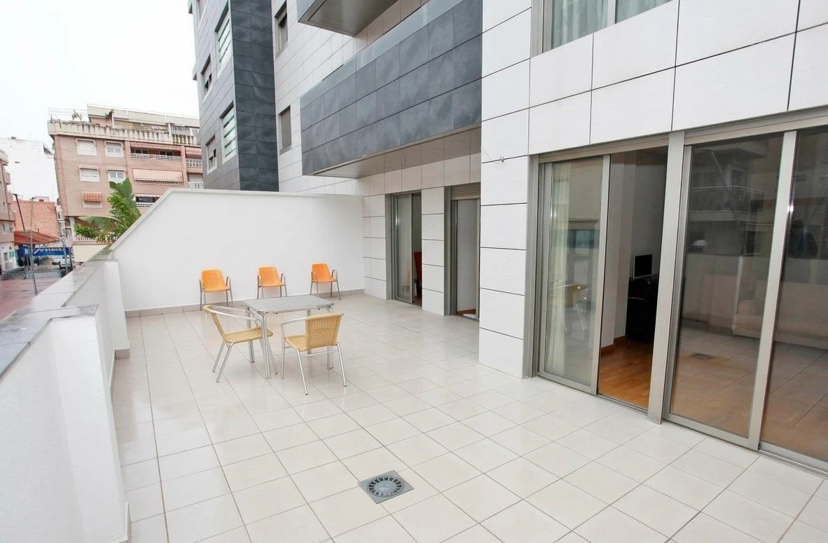 RML-03034 - Piso en el centro de Molina de Segura 2 dormitorios, terraza privada de 40 m² y suite con baño – lista para entrar a vivir