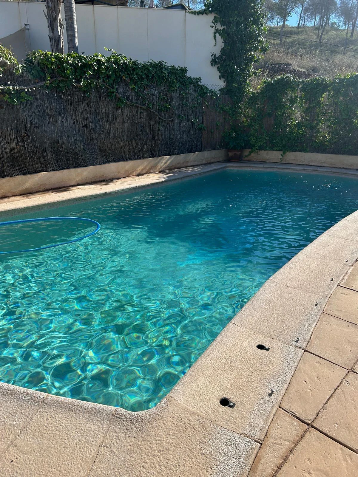 RML-03079 - Chalet con piscina, jardín y placas solares en Montepinar