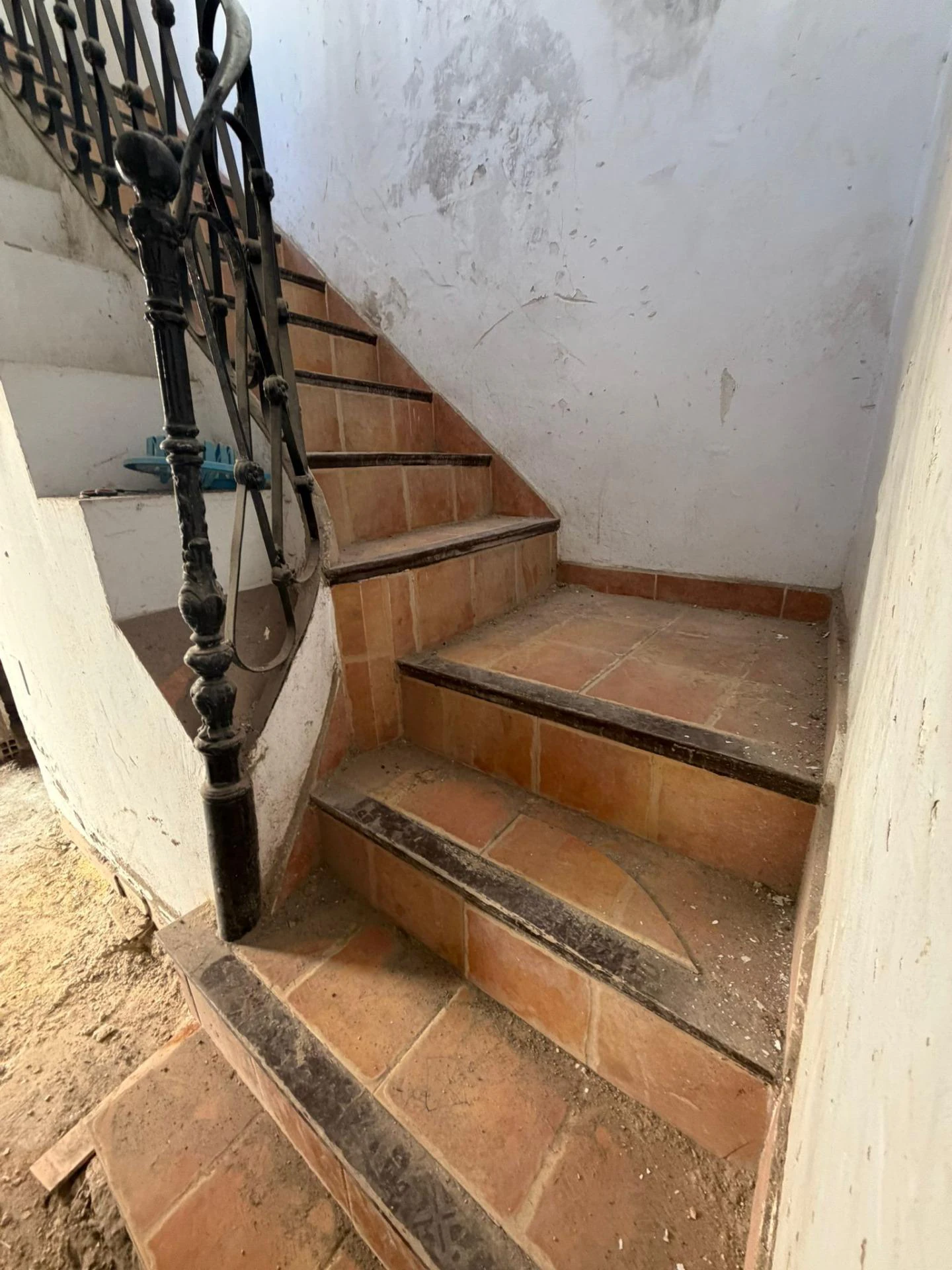 CASA EN PLENO CENTRO DE ABARAN