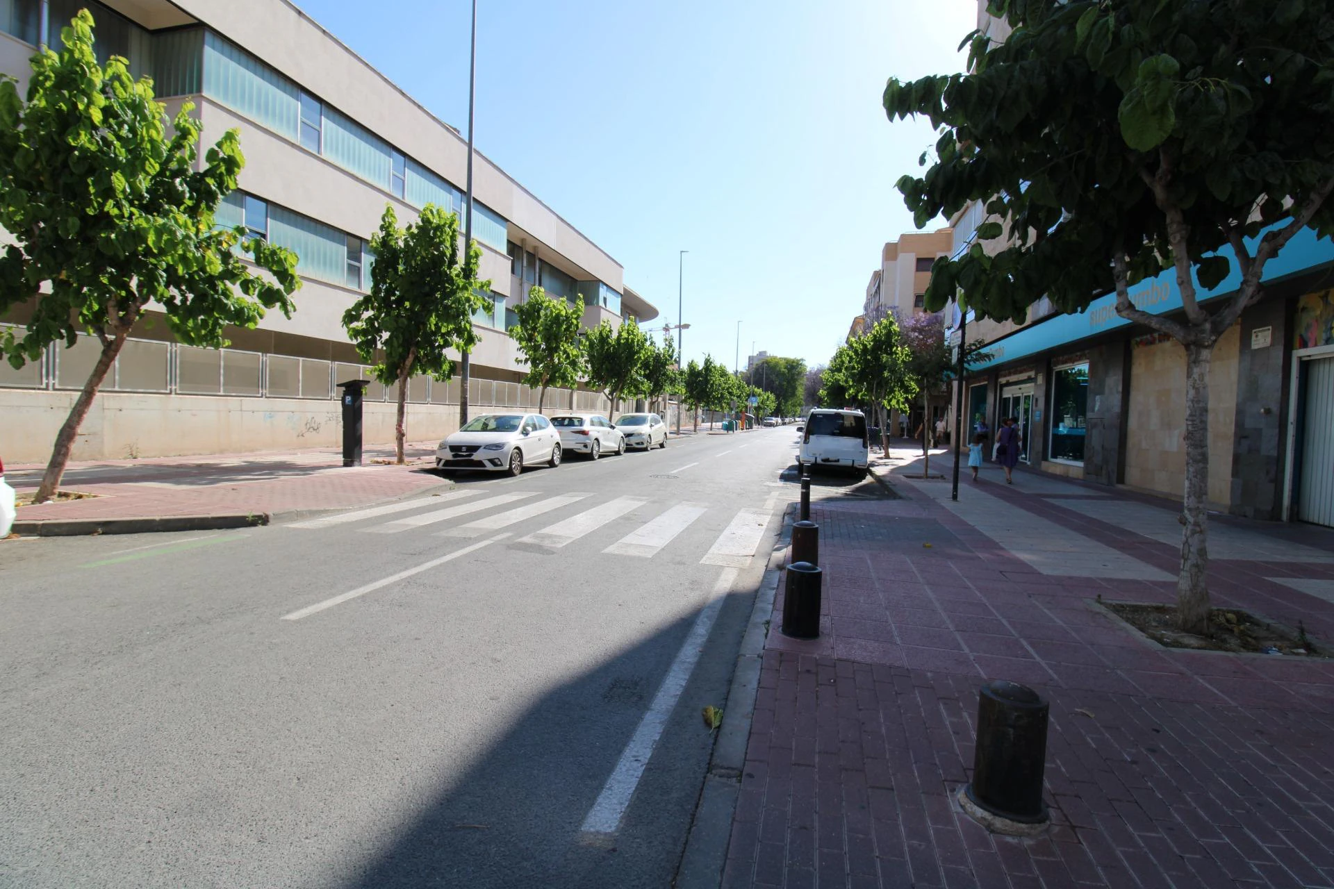 PLAZA DE GARAJE CON TRASTERO