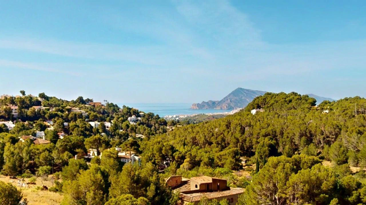 RML-03124 - Amplio apartamento con vistas al mar en venta en Altea La Vella.