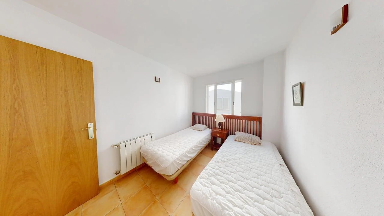 Amplio apartamento con vistas al mar en venta en Altea La Vella.