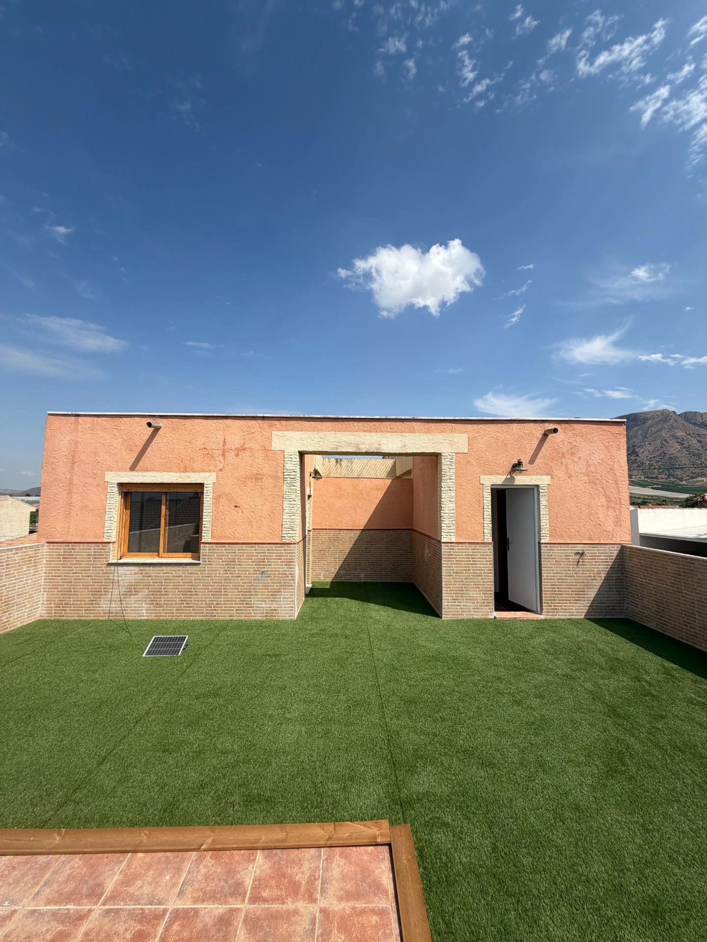 Piso de 4 dormitorios con terraza de 70 m² y barbacoa