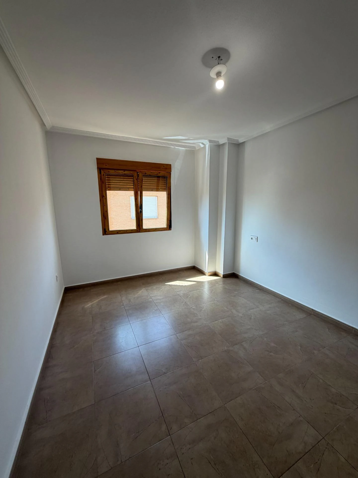 Piso de 4 dormitorios con terraza de 70 m² y barbacoa