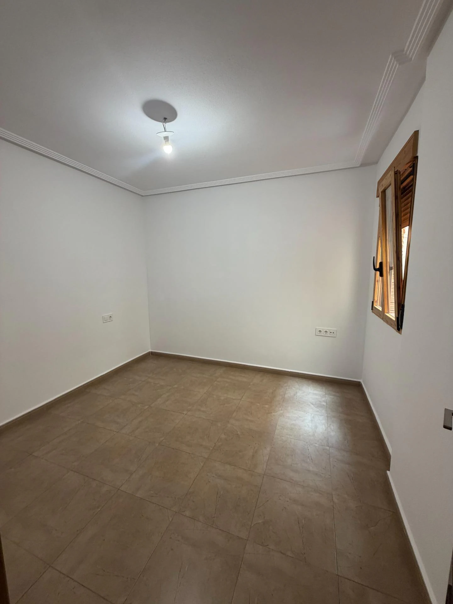 Piso de 4 dormitorios con terraza de 70 m² y barbacoa