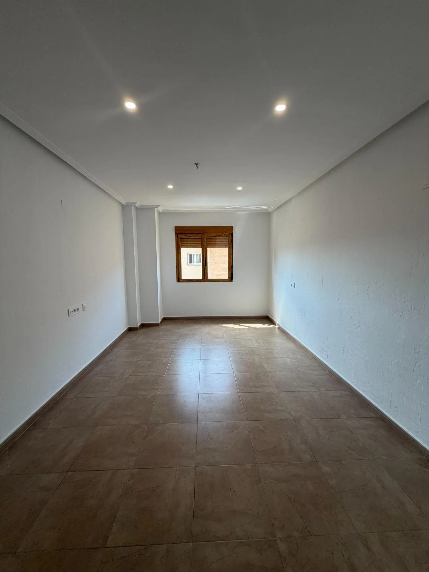 Piso de 4 dormitorios con terraza de 70 m² y barbacoa