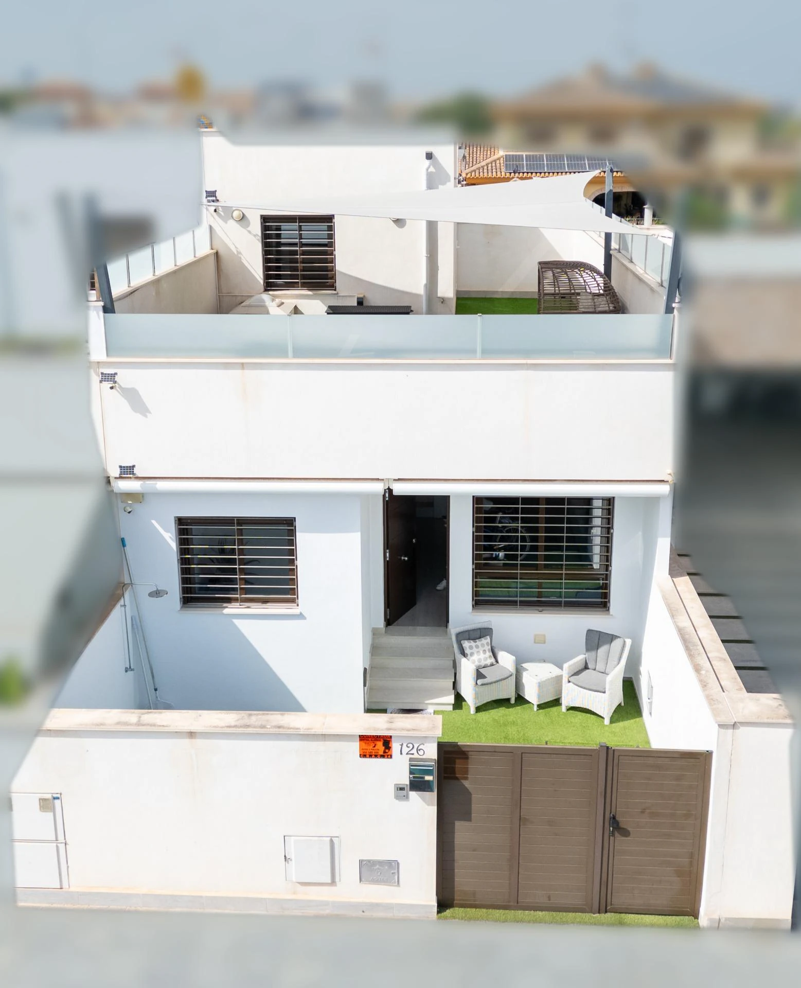 DUPLEX ADOSADO CON PISCINA y SOLARIUM CON JACUZZI