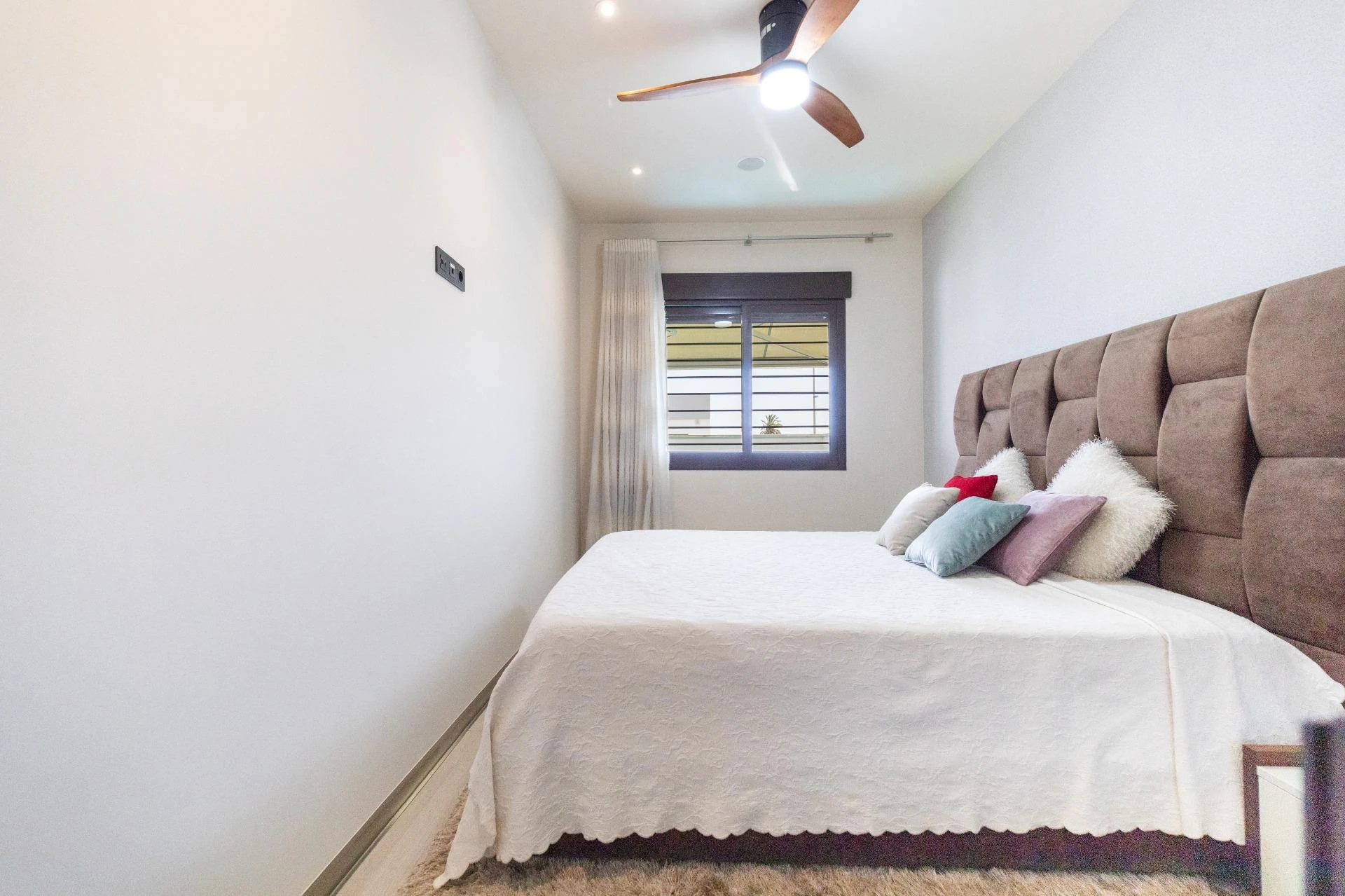 DUPLEX ADOSADO CON PISCINA y SOLARIUM CON JACUZZI