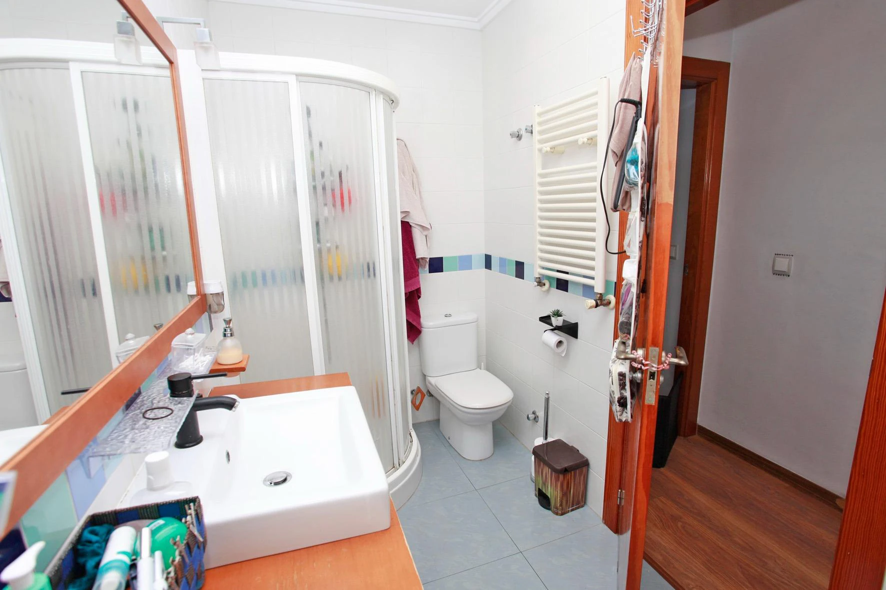 ¡ESPACIO ESPECTACULAR! Piso único 2 habitaciones( antes 3)Y 2 BAÑOS UNO EN SUITE con salón gigante, patio, vestidor y azotea privada