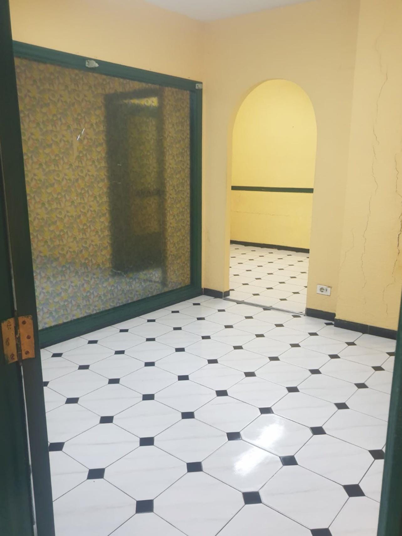 Commercial premises for sale in Oliva, Valencia – 160 m² flexible