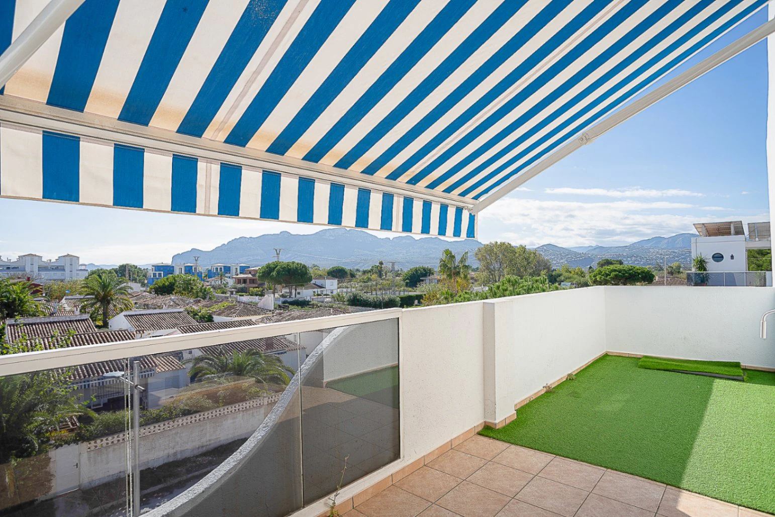 Apartamento en venta de 2 dormitorios,Denia