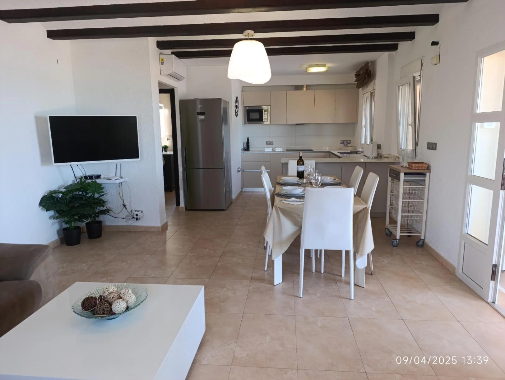 Mediterrane Villa in erster Strandlinie in Els Poblets