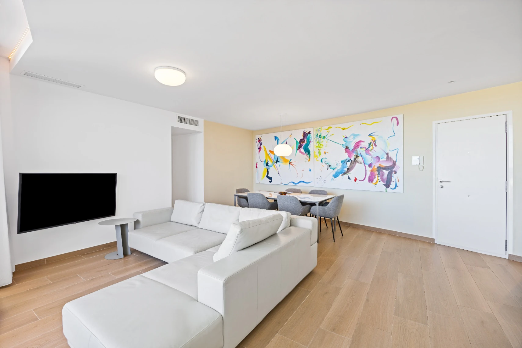 Ático con espectaculares vistas frontales al mar y terraza de 36 m² en Dénia