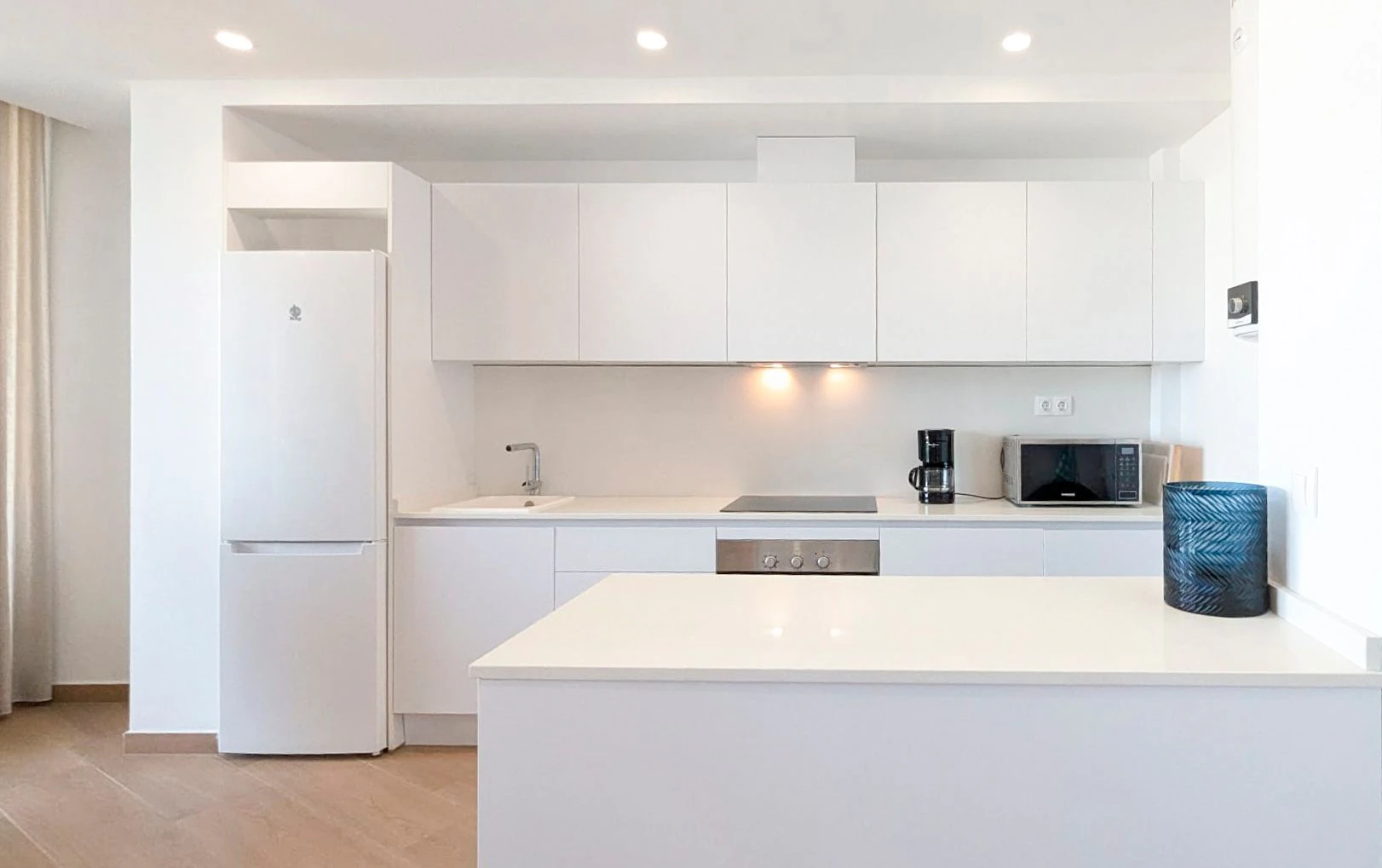 Apartamento de 2 habitaciones con vistas al mar