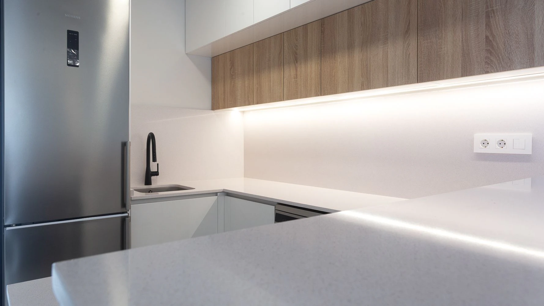 Villa pareada lista para entrar a vivir con piscina privada y solárium – Els Poblets