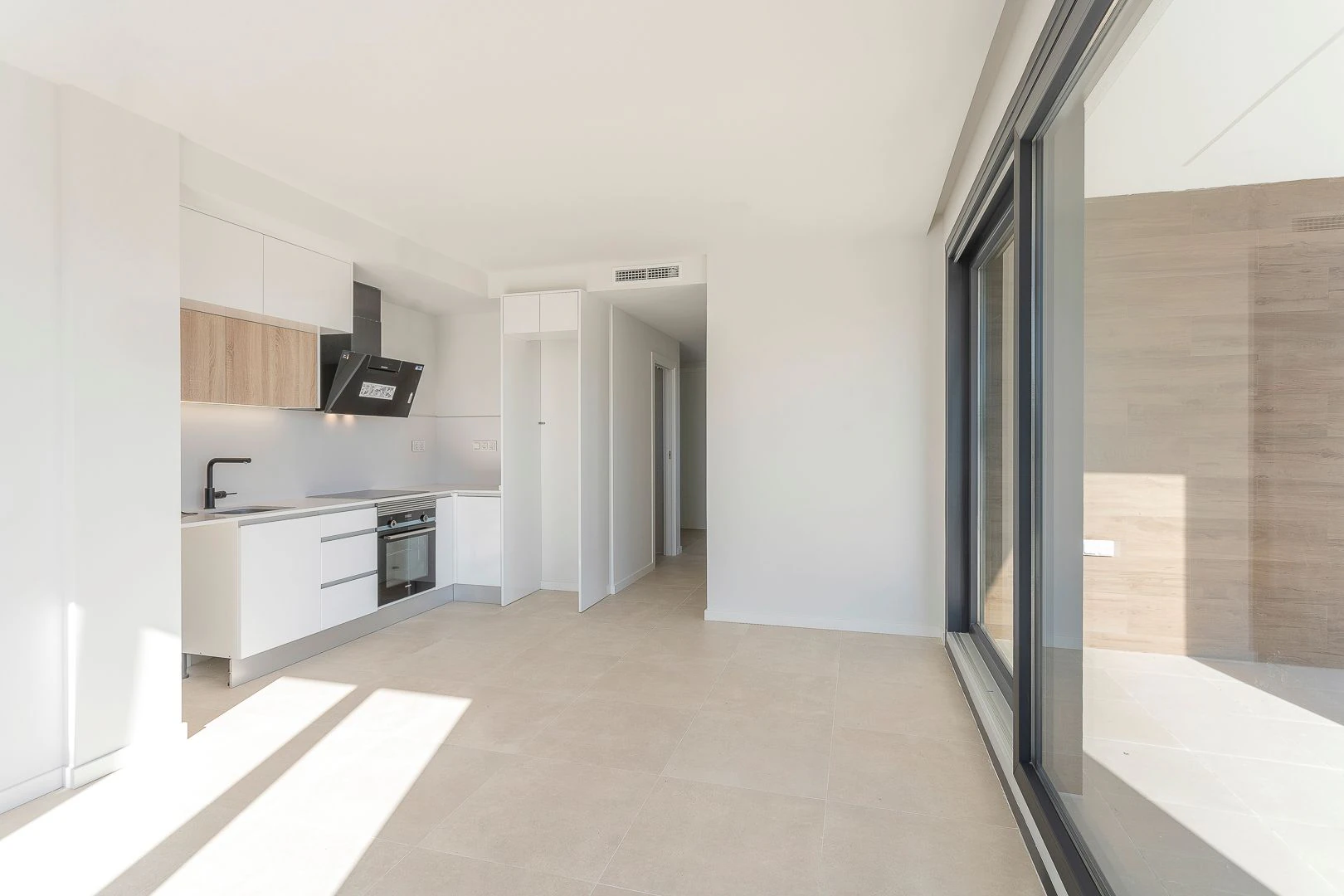 Ático de 3 dormitorios de obra nueva en el KM 3 de las Marina, Denia