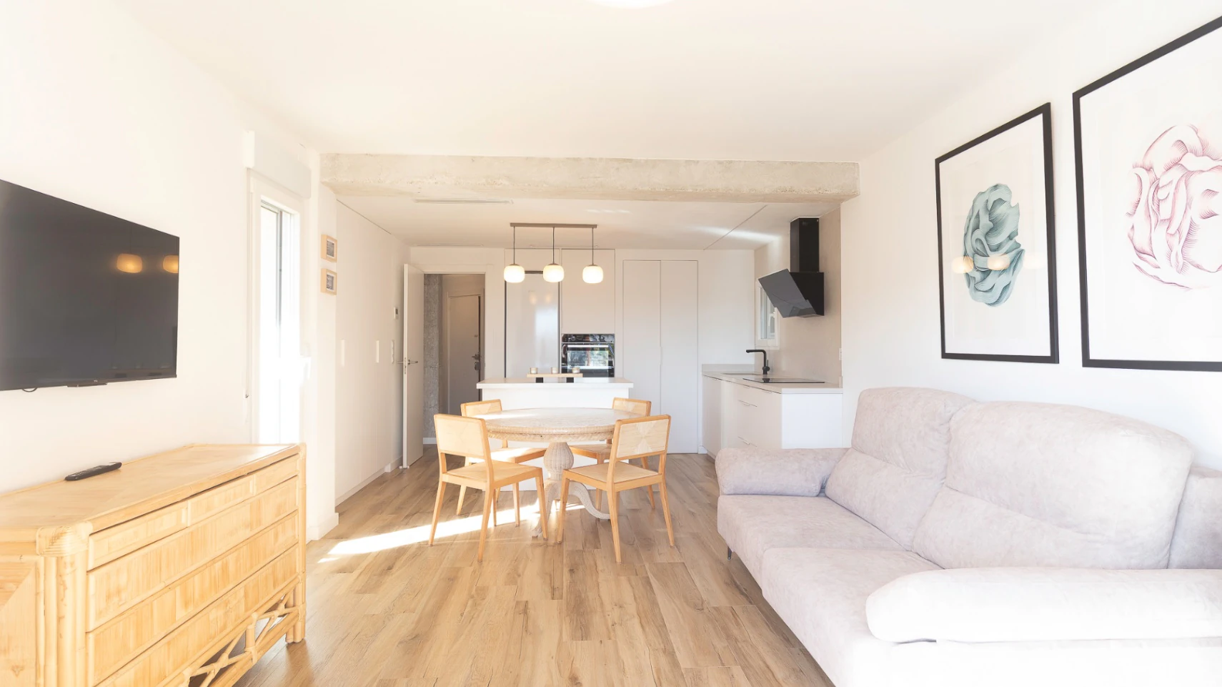 Apartamento recién reformado a 100 m de la playa en Dénia