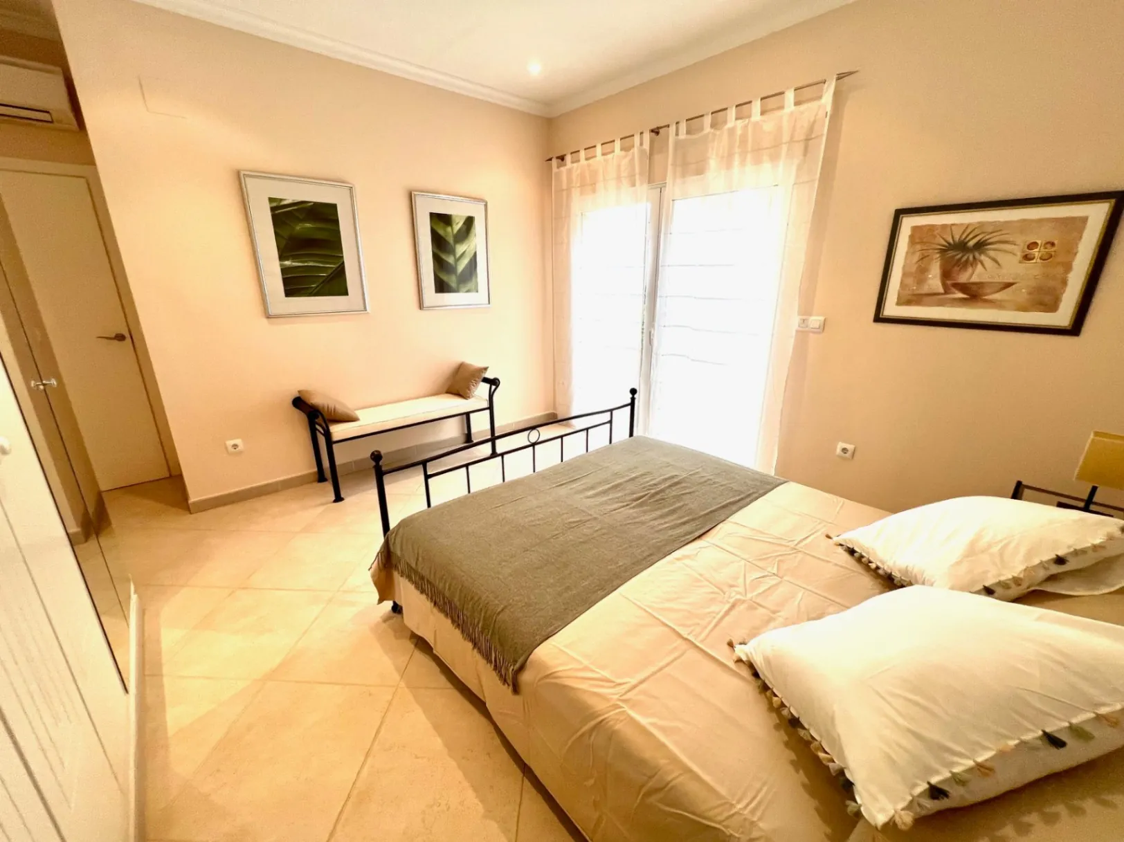 Amplia villa con vistas al mar  La Sella Golf Resort, Costa Blanca