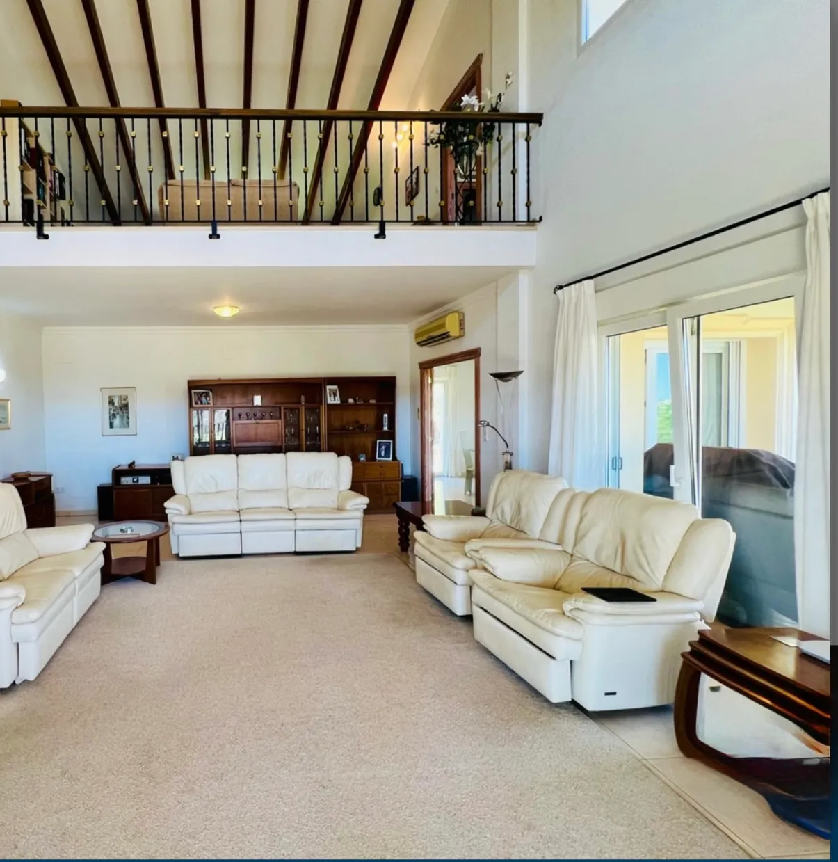 Chalet en venta de 5 habitaciones en Sella Golf Resort, Pedreguer