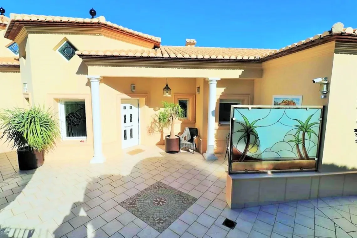 Amplia villa con vistas al mar  La Sella Golf Resort, Costa Blanca