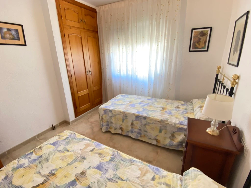 Se vende bonito chalet en el Montgo