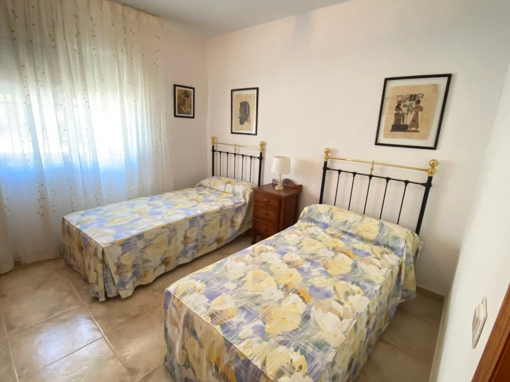 Se vende bonito chalet en el Montgo
