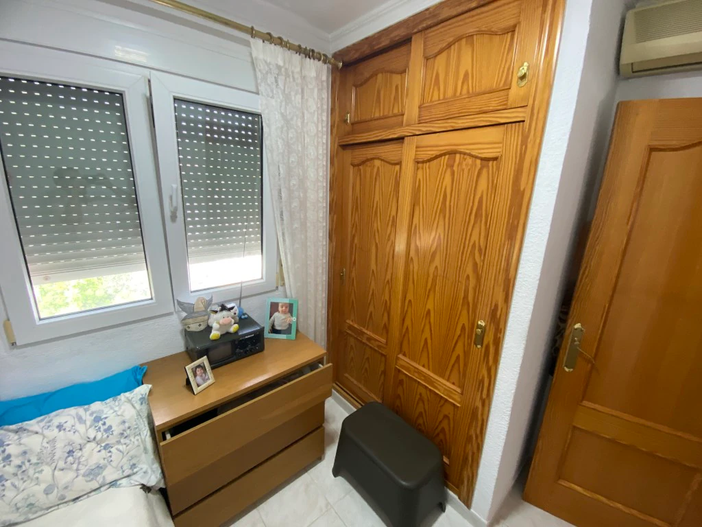 Se vende bonito chalet en el Montgo