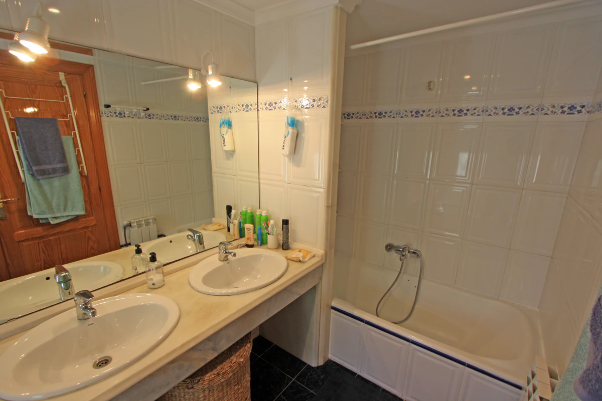 Magnífica villa a la venta en Las Rotas, Dénia