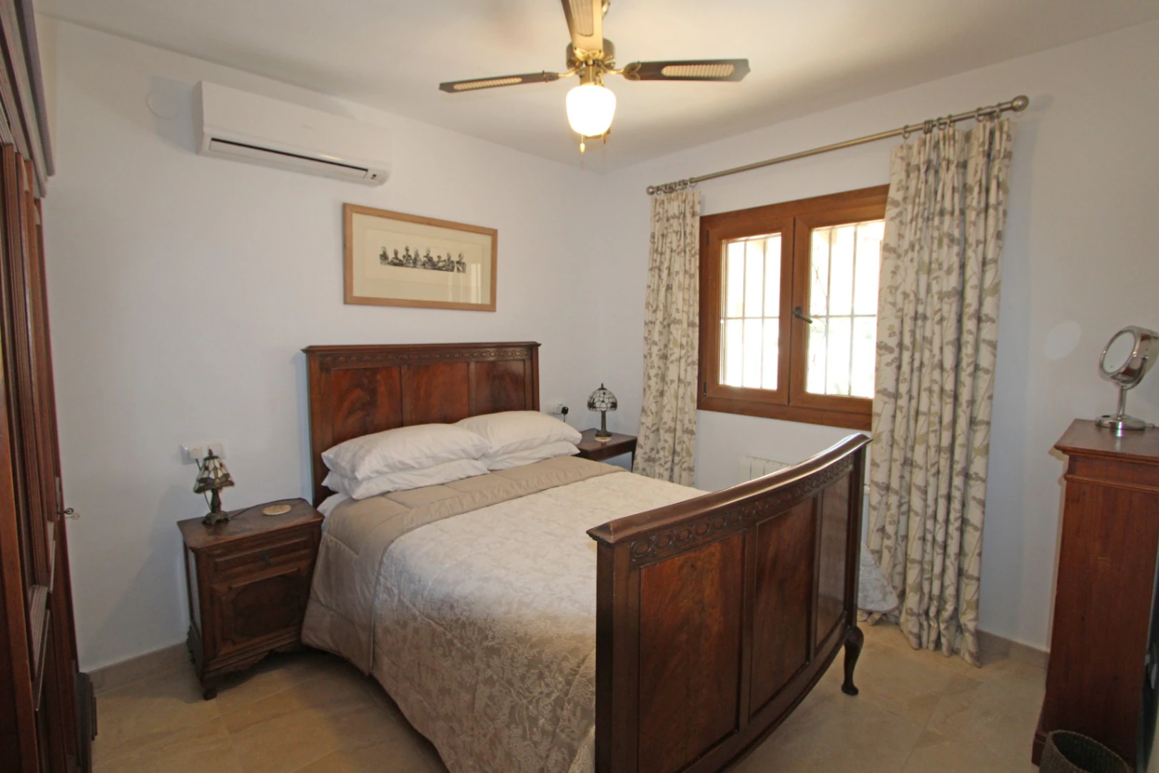 Villa excepcional a la venta con piscina en Orba