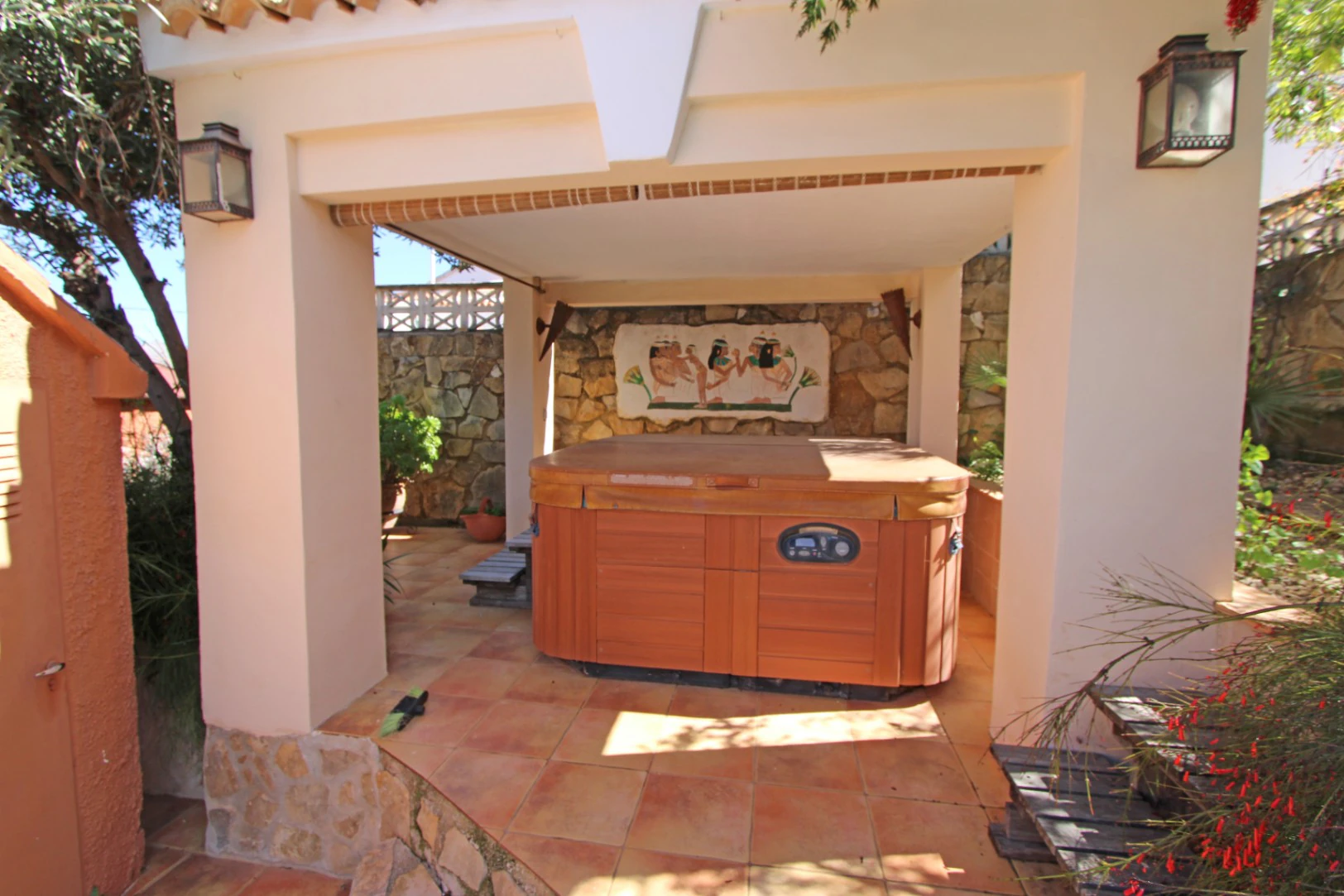 Villa con piscina y fantásticas vistas al valle de Orba en venta