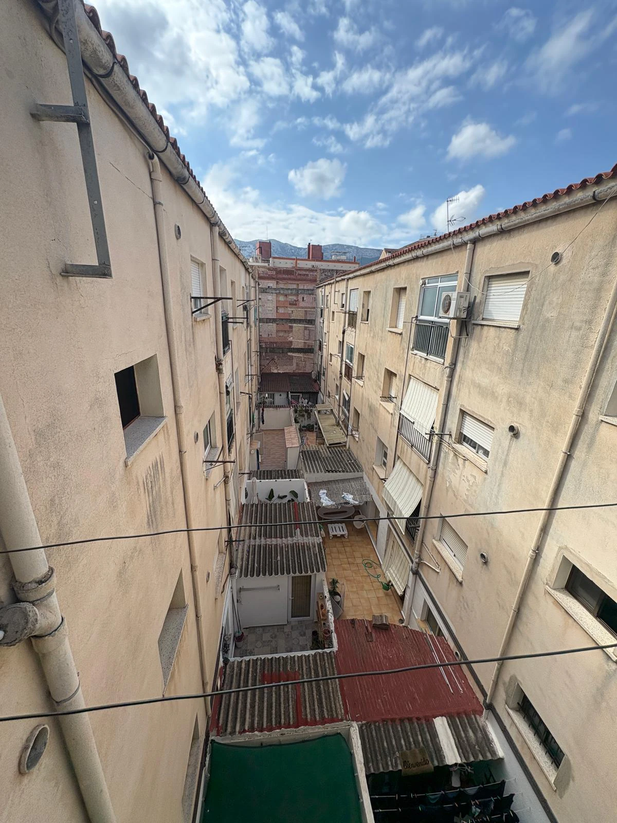Piso con gran potencial en la entrada de Dénia