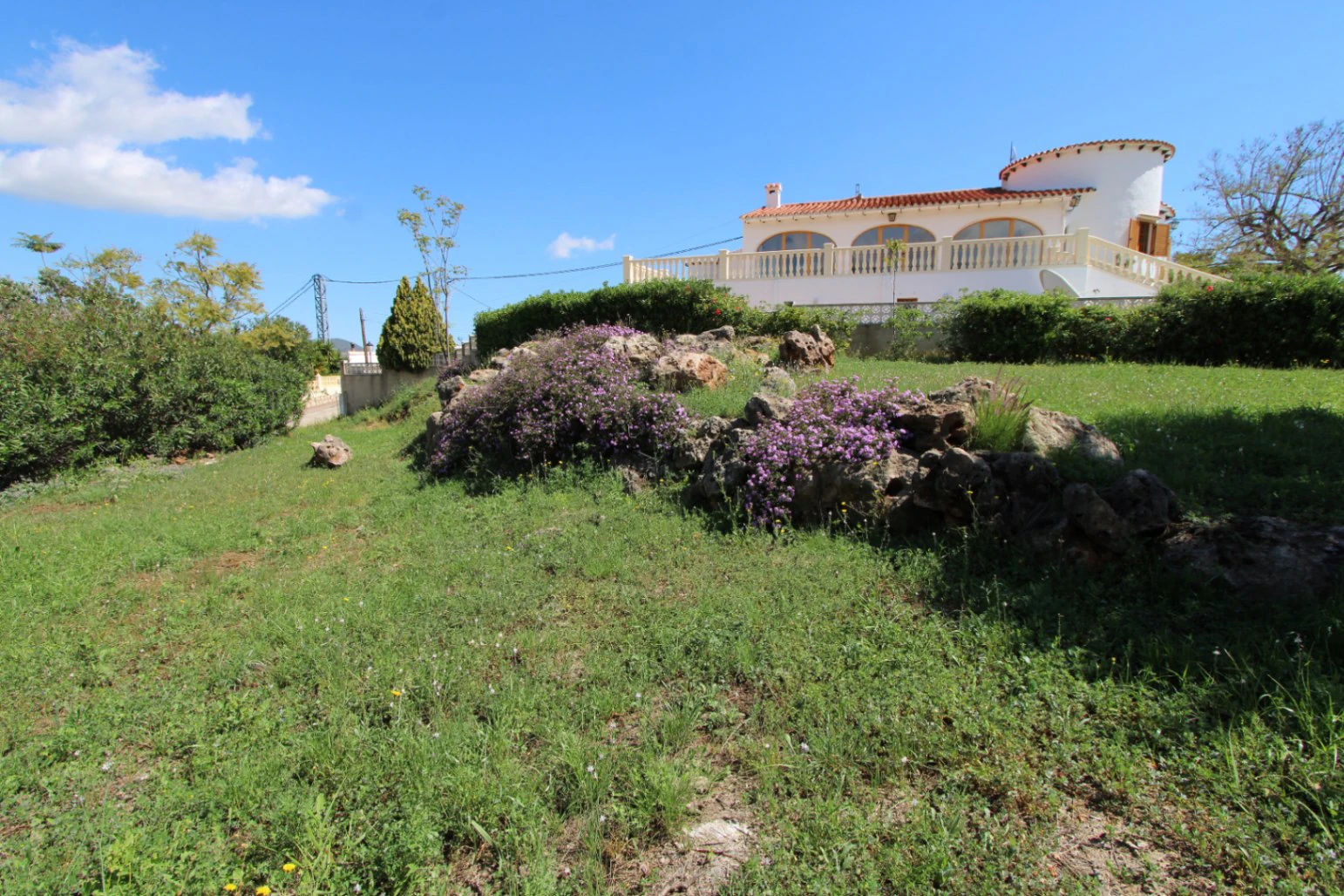 Chalet en venta con dos viviendas independientes